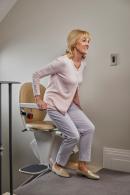 Landing Swivel Seat Synergy Stairlift2