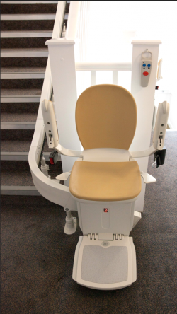 90 degree bend curved stairlift