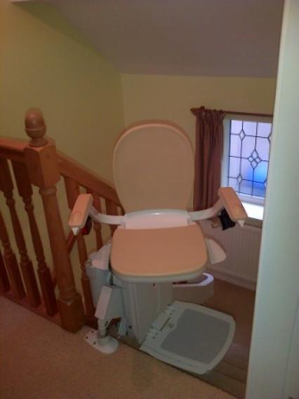 Curved Stairlift 180 Track Swivel Seat2