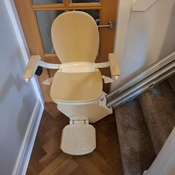 brooks 130 stairlift hinge 